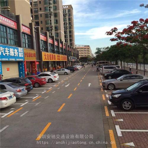 道路标线.反光器.城市公共标识.灯箱标识.岗亭.收费亭.公交站台